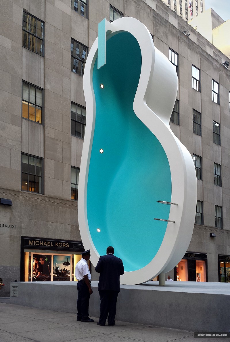 Van Gogh’s Ear at Rockefeller Center